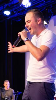 Ta foi grandit au contact de la Parole 🔥
Extrait du message « Comment faire des progrès dans la foi? » disponible sur notre chaîne YouTube.