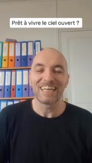 Certaines portes ne s’ouvrent pas avec de la force. 🚪
Elles s’ouvrent avec la prière. 🙏🏻 
Dieu dit : Invoque-moi, et je te répondrai – Jérémie 33:3
Dieu ne te dit pas de te débrouiller ou de faire par tes propres forces mais il demande que tu l’appelles 🙌🏻
Il y a des situations bloquées, des combats invisibles et des réponses qui tardent…
Mais quand on prie, quelque chose opère dans l’invisible et se manifeste dans le visible 🔥
🚨Du 1er au 4 février, on vient chercher Dieu dans la prière et le jeûne 🙏🏻
🎤 Culte de célébration avec Yves Chlepko
🕙1er février – 10h
📍Centre Culturel – 6/8 av Général de Gaulle, Beausoleil 
🔥 Jeûne & Prière – 2 au 4 février
🕛 12h15
🕗 20h (live le soir)
📍 1 bd Guynemer, Beausoleil 
Si tu as besoin que des portes s’ouvrent, viens invoquer Celui qui a le pouvoir de les ouvrir - Jésus 🙌🏻